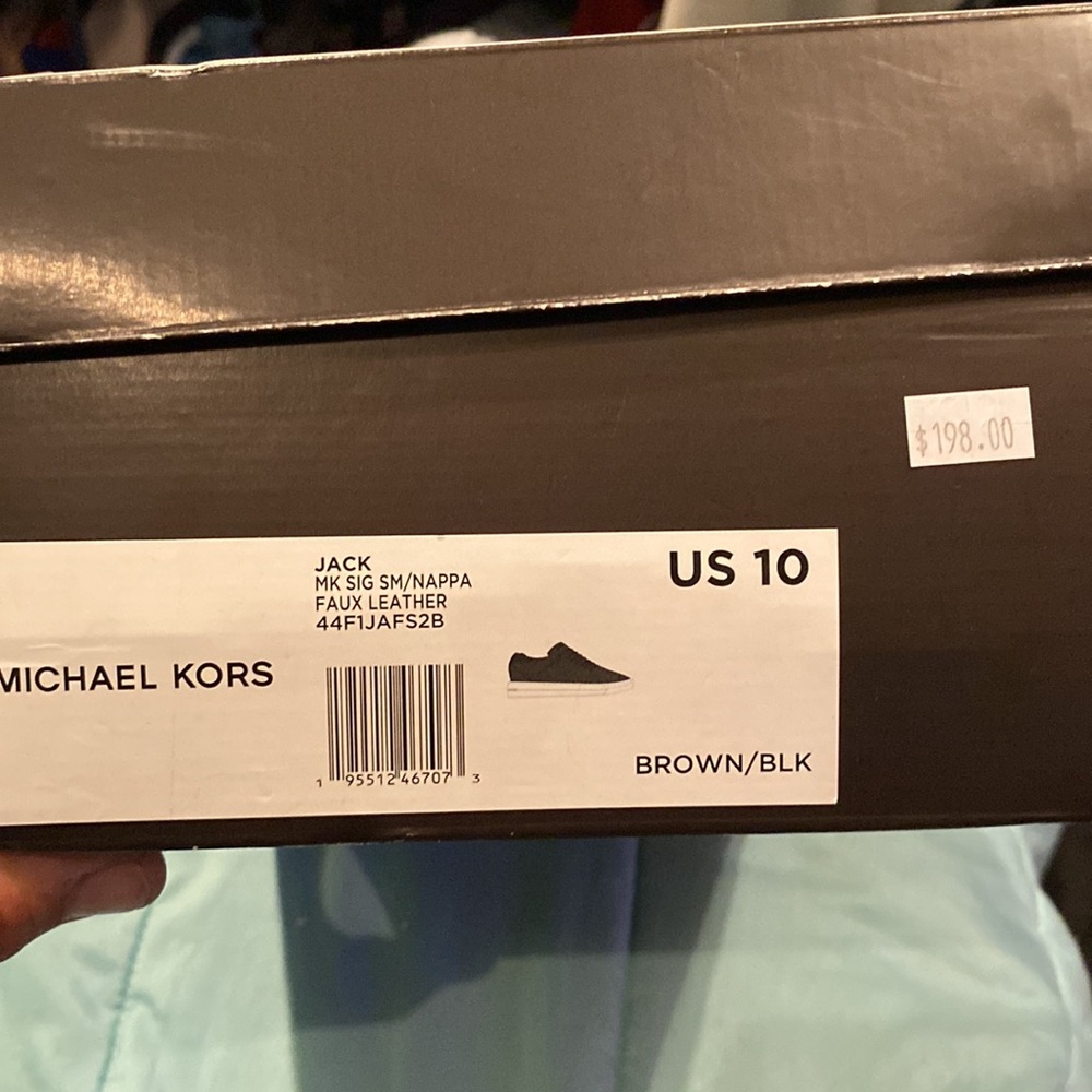 These Are Michael Kors casual shoe leather brand-new - Picture 4 of 4